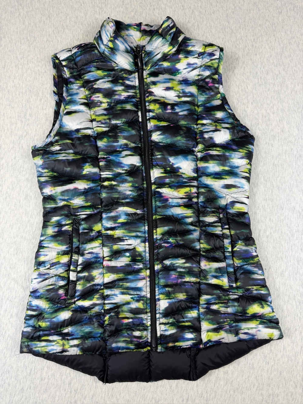Duck Down Puffer Vest Women’s Small Abstract Watercolor Lightweight Packable